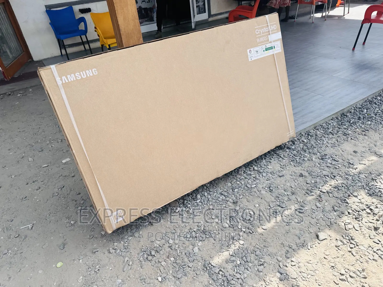 Glossy Slim Samsung 55”Cu8000 UHD Smart LED Display