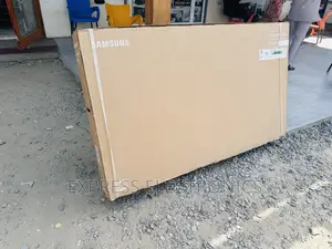 Samsung UHD Smart 55”Au7092 Glossy LED Display