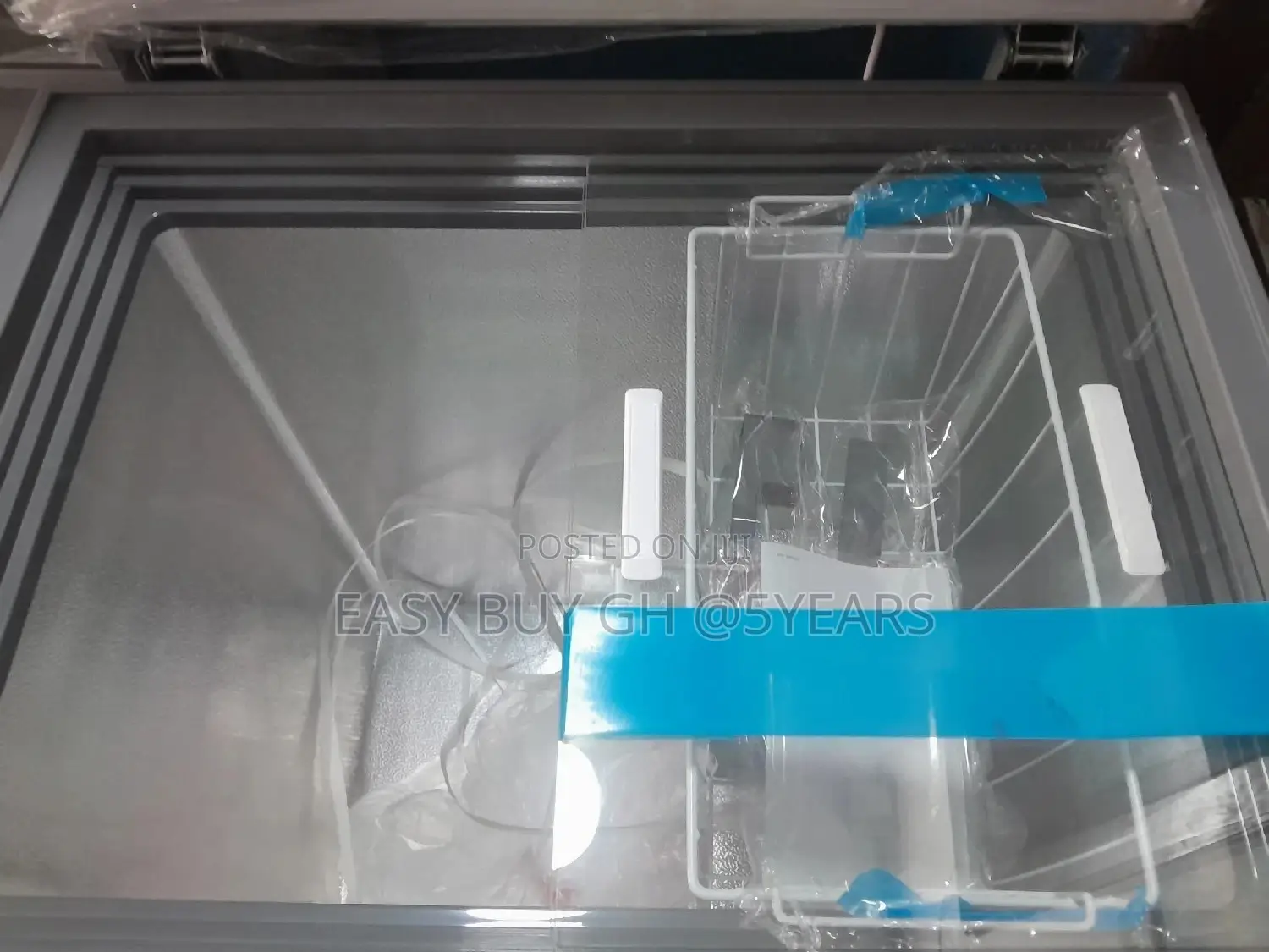Fresh in Box Chest Freezer Rainbow Chest Freezer