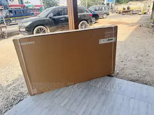 Glossy Slim Pure Color UHD Smart 65”Cu7000