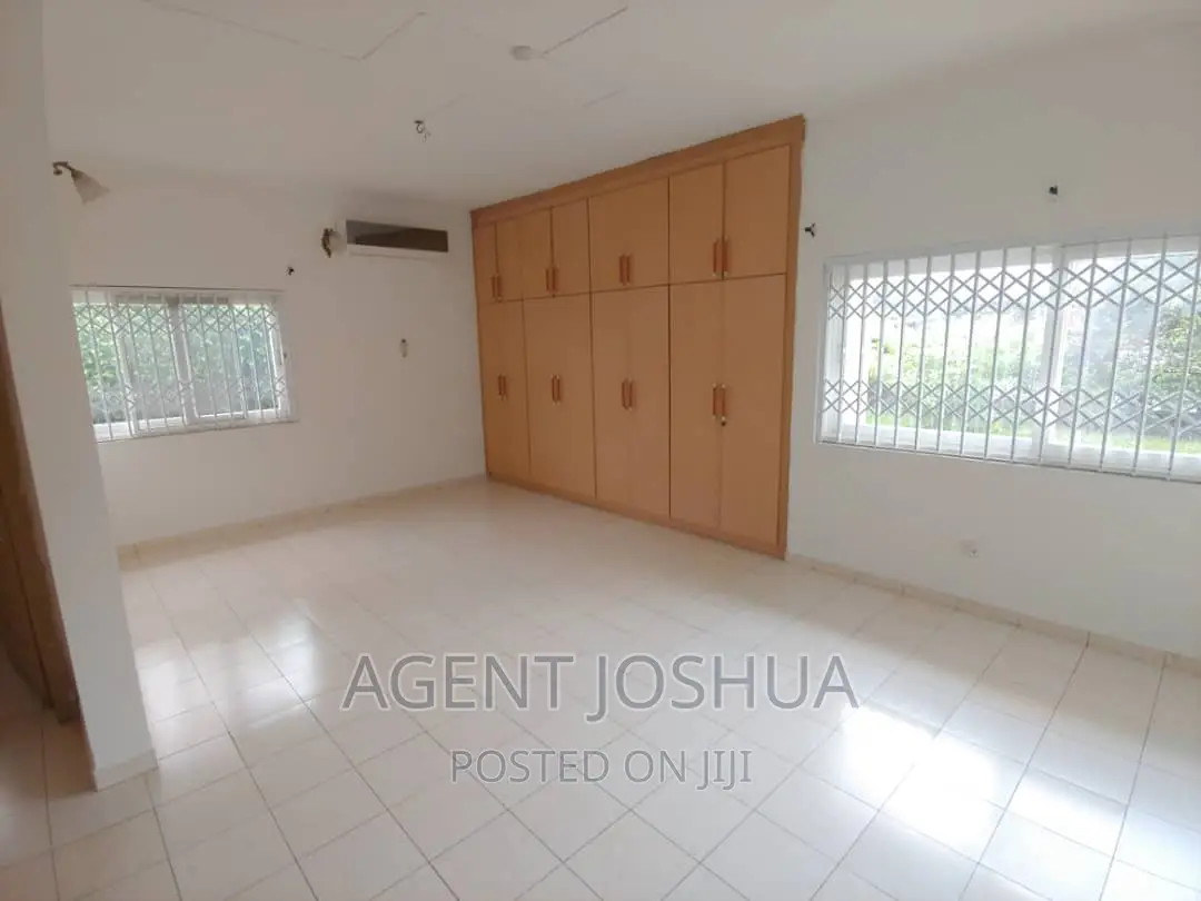 3bdrm House in Regimanuel Diamond, Spintex for rent