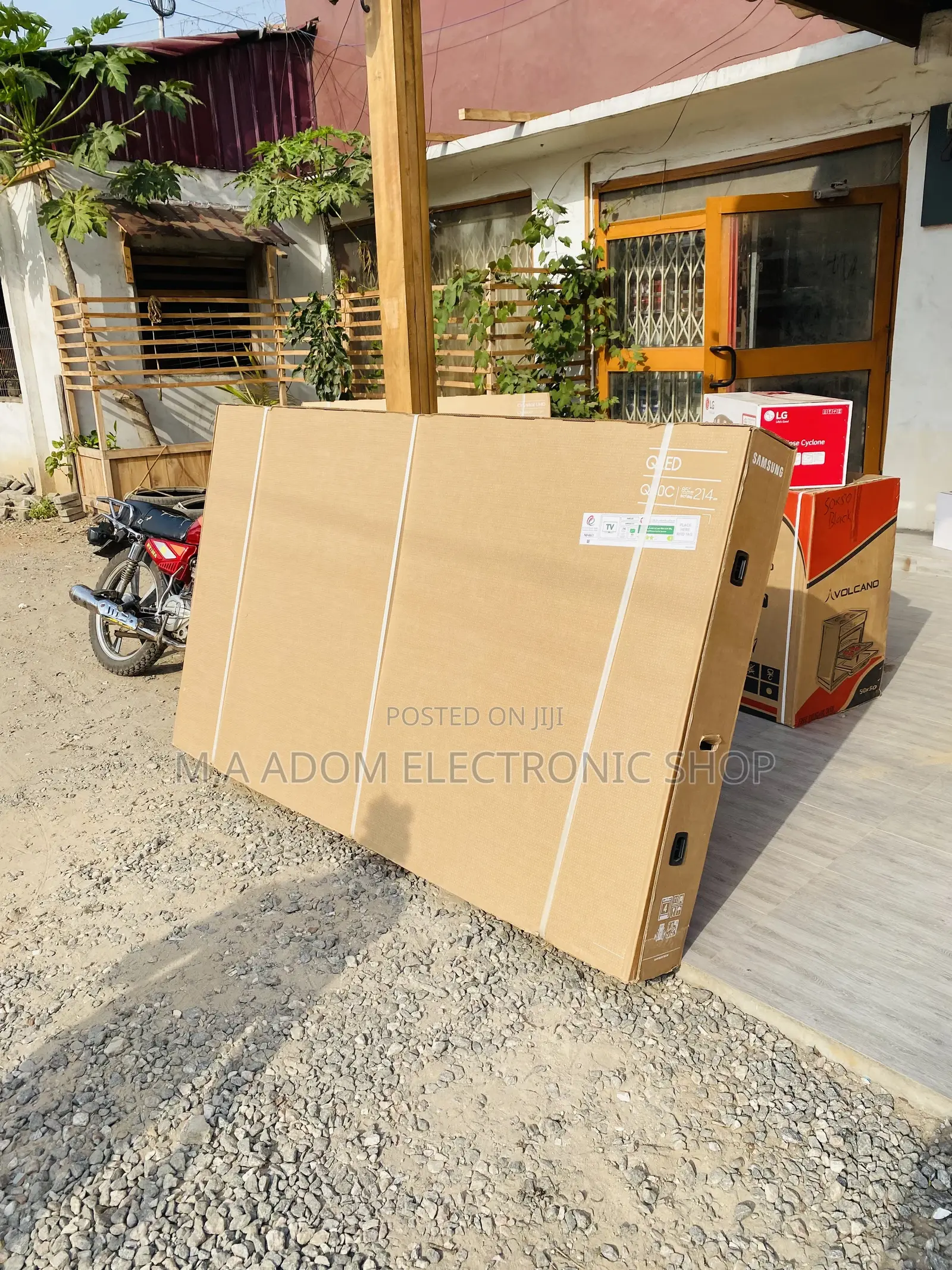 Brand New Samsung(85Q60)85 Inch Qled Smart Tv.