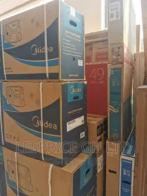 Midea 12000btu AC~Ultra Fast Cooling