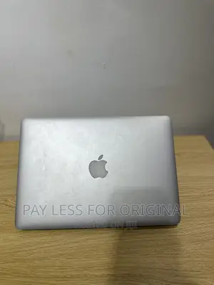 Laptop Apple MacBook Pro 8GB Intel Core i5 SSD 128GB