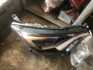 Toyota Rav4 2016 -2018 Headlights Original Used