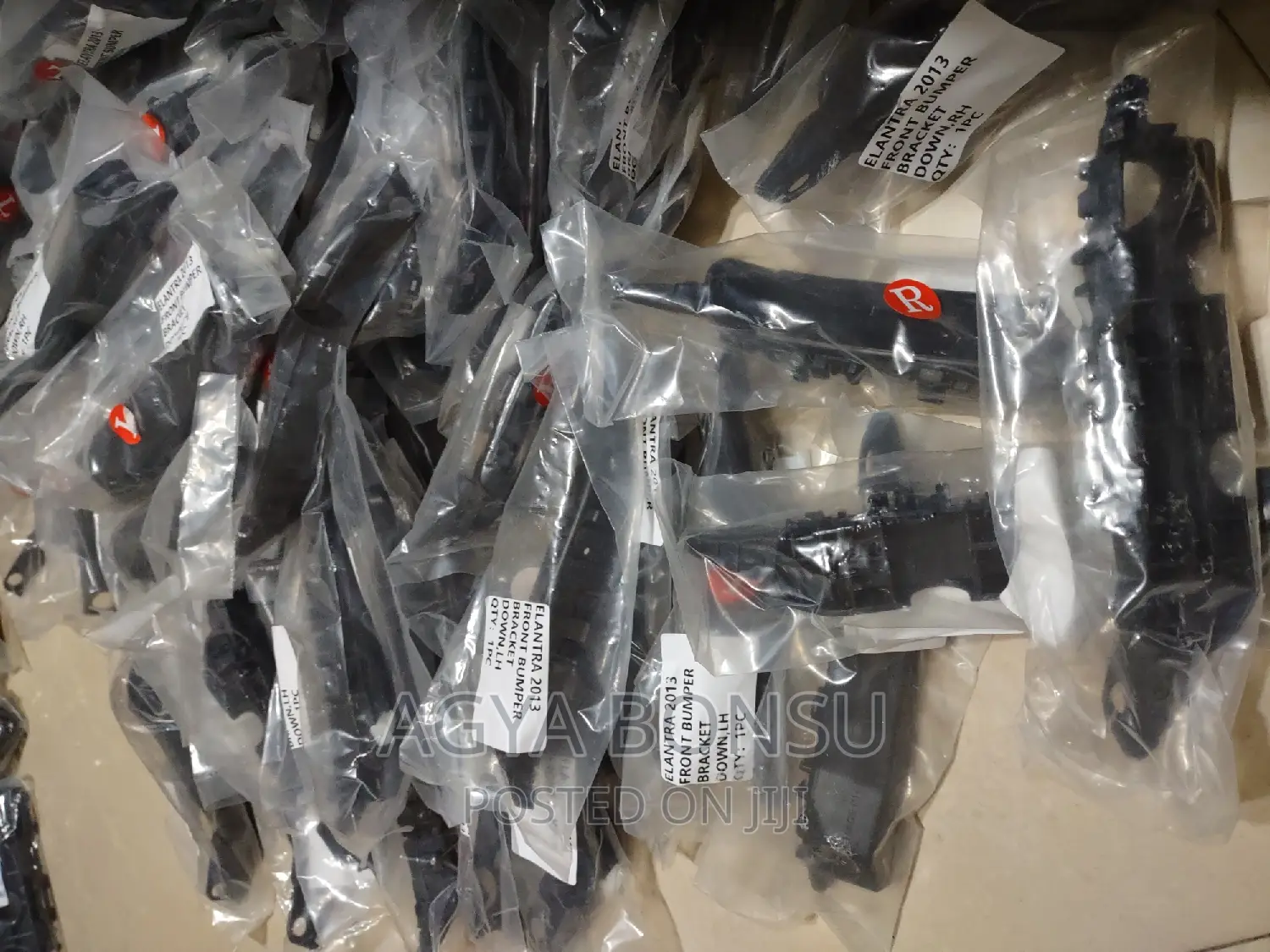 2011 2016 Hyundai Elantra Front Bumper Bracket Locker Pair