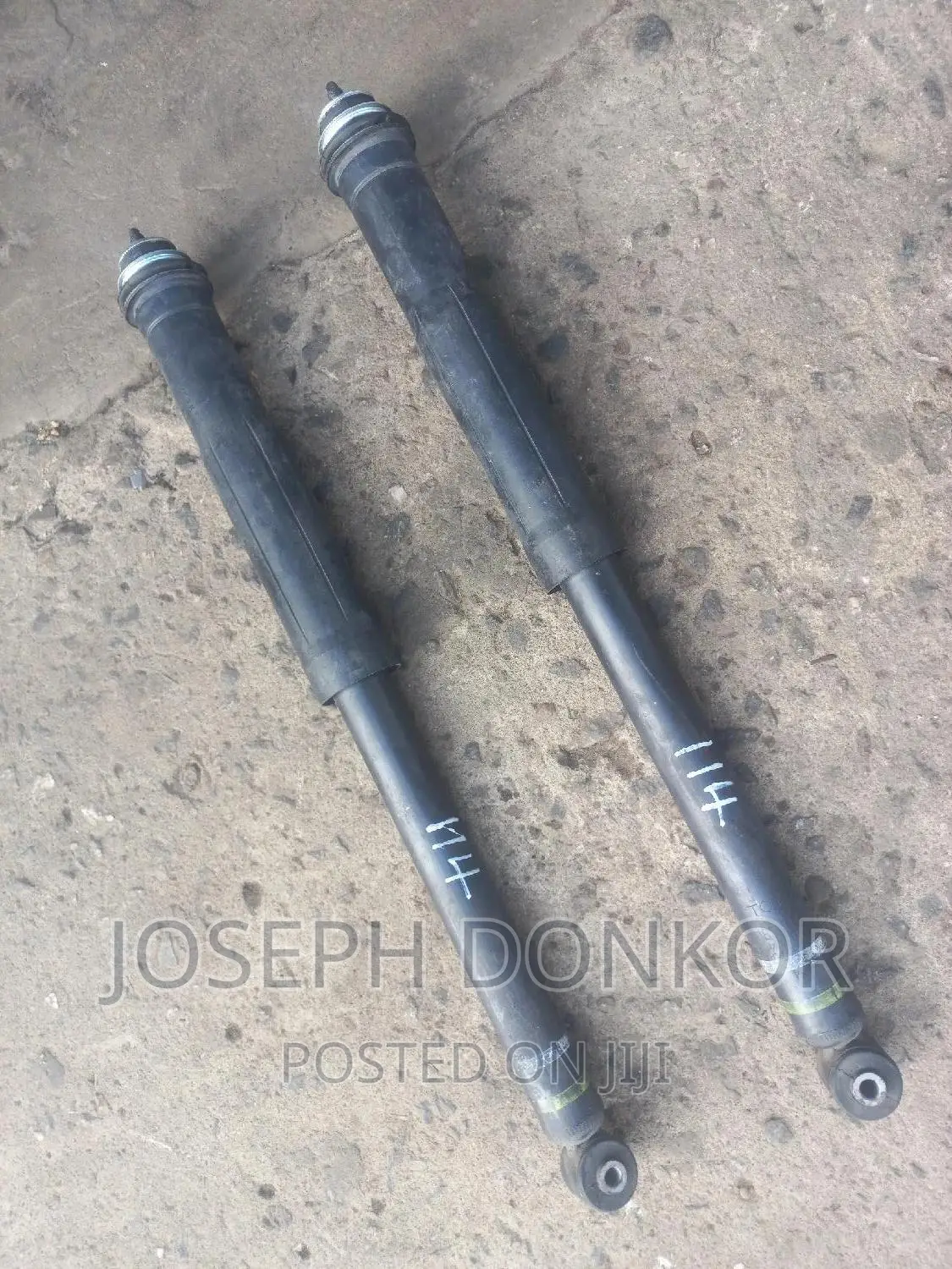 Vitz,Yaris,Passo Back Shocks