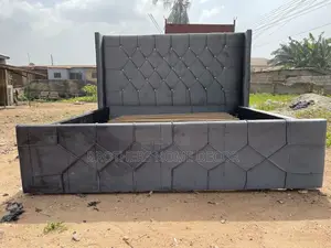 Queen Size Bedframe 72x75/.Very Strong