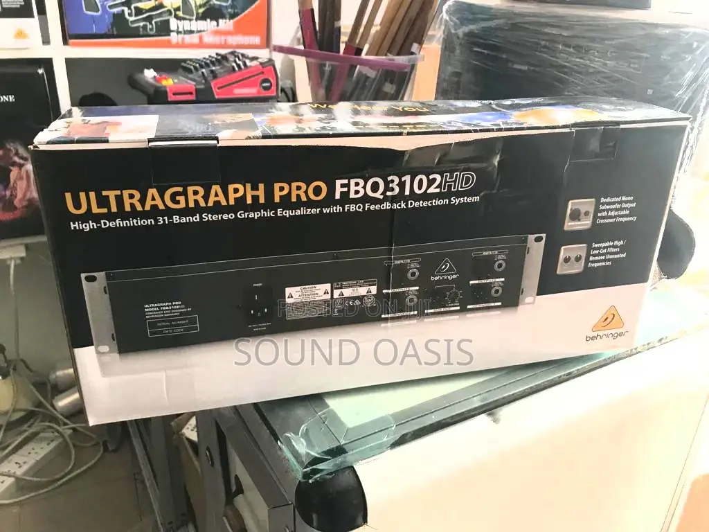 Behringer ULTRAGRAPH PRO FBQ3102 31-Band Stereo Equalizer