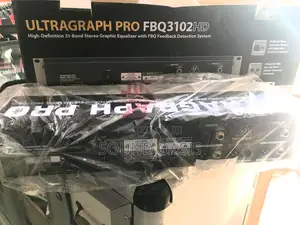 Behringer ULTRAGRAPH PRO FBQ3102 31-Band Stereo Equalizer