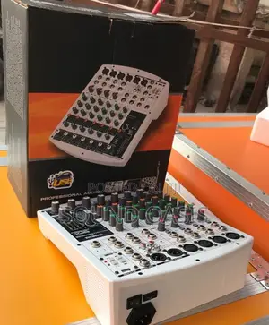 SM802 Live Streaming Mixer (Yamaha) 8-Channel Mixer