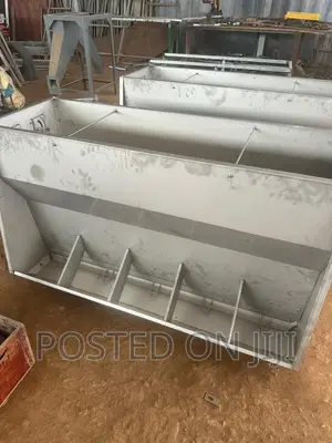 Pig Feeder