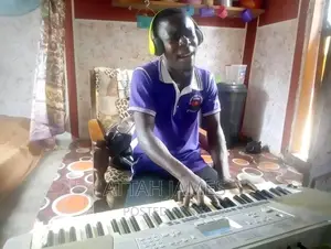 Music FACILITATOR