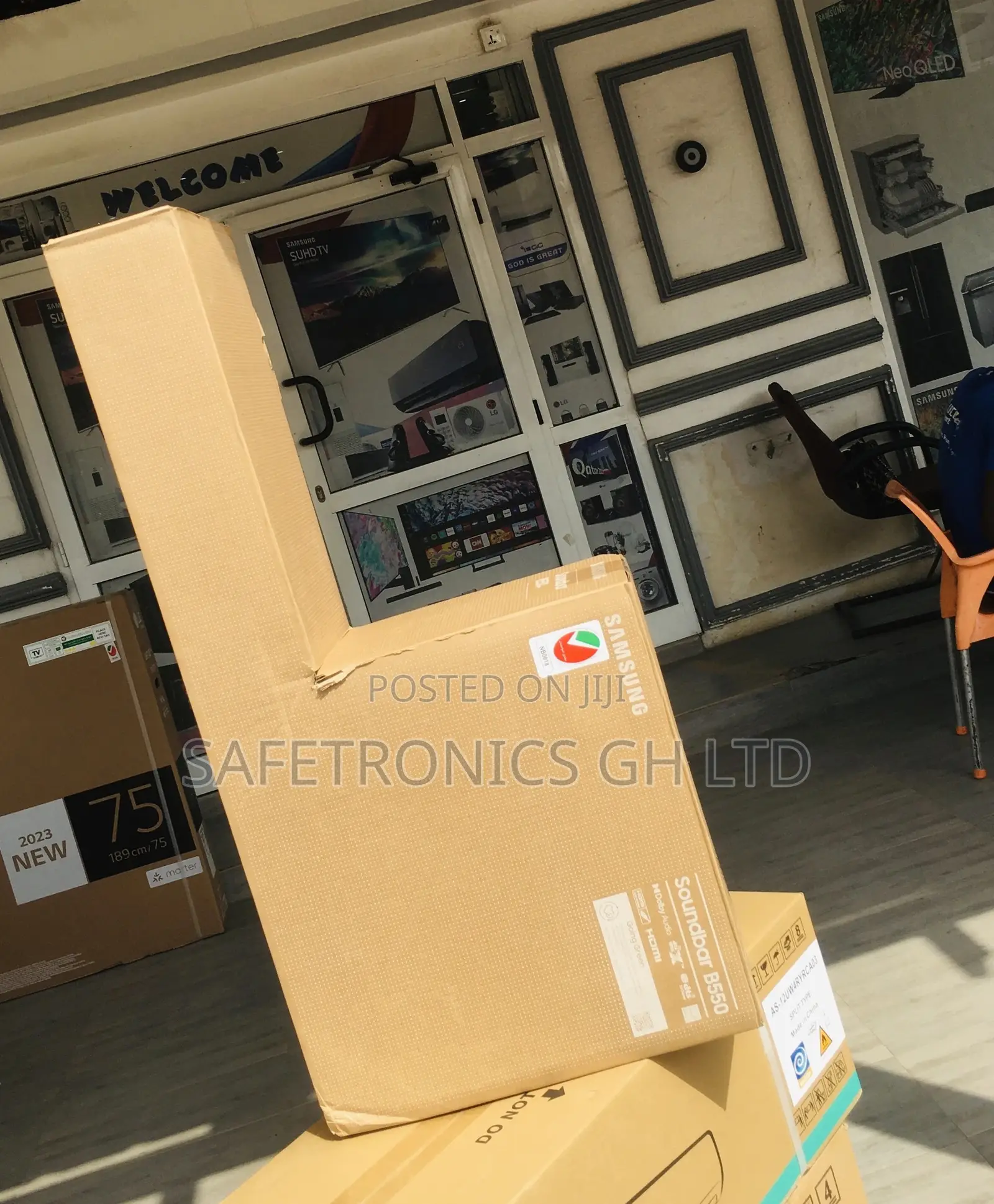 B550 Wireless Black Electric Samsung Bluetooth Soundbar 