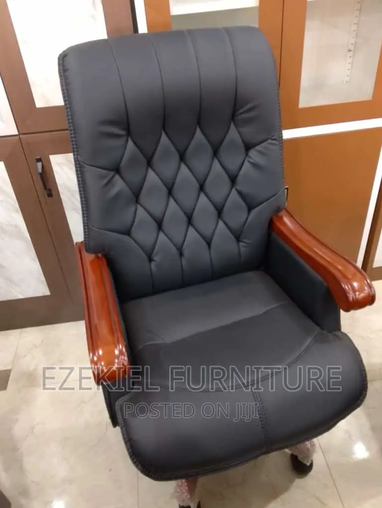 Executive Office Chair