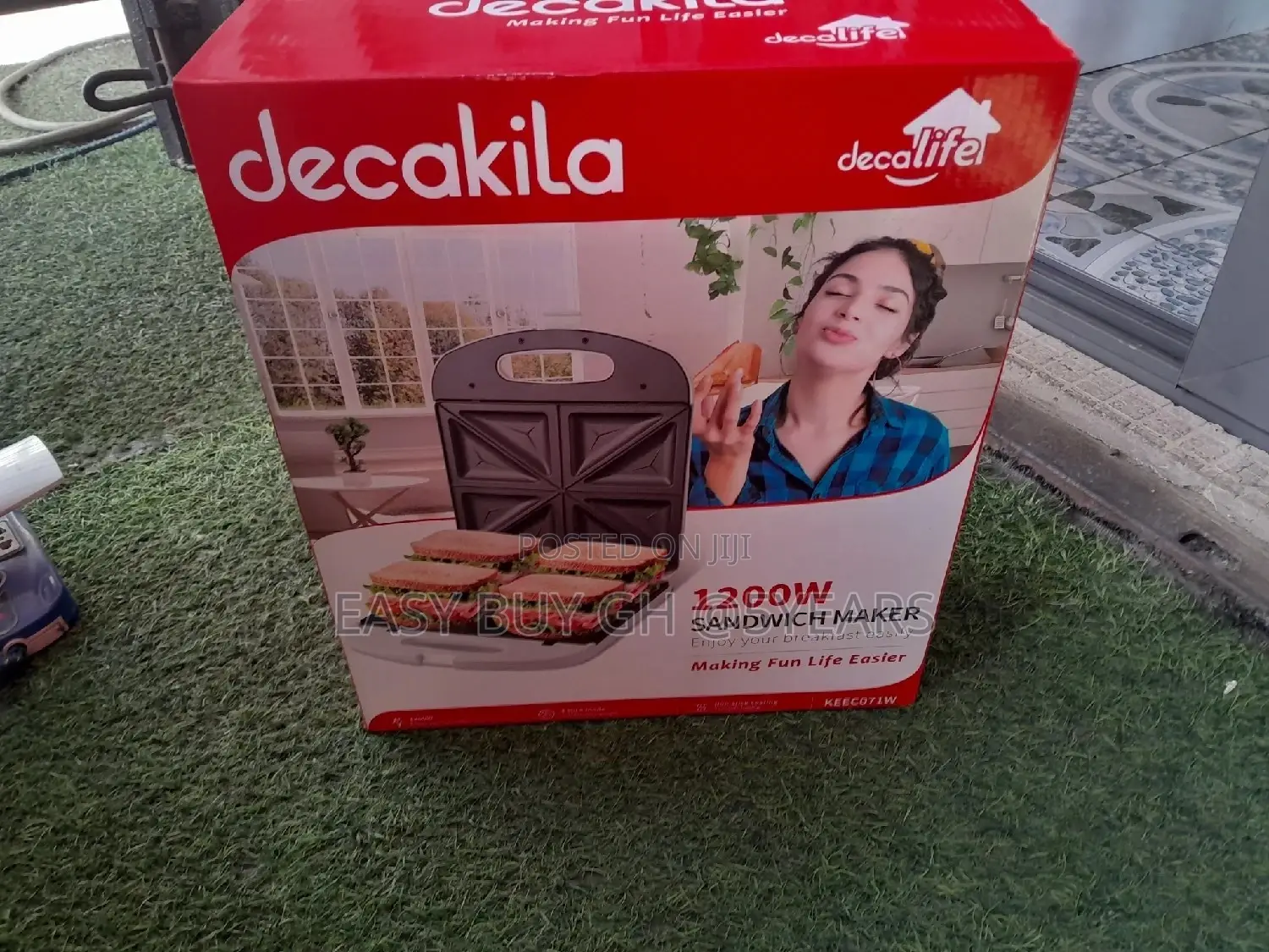 Fresh in Box Modern Sandwich Maker