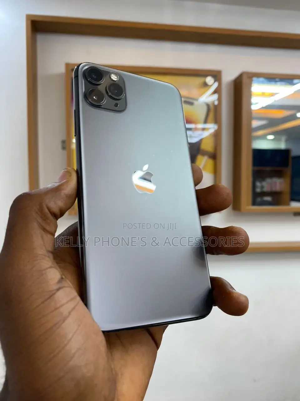 Apple iPhone 11 Pro Max 64 GB Black