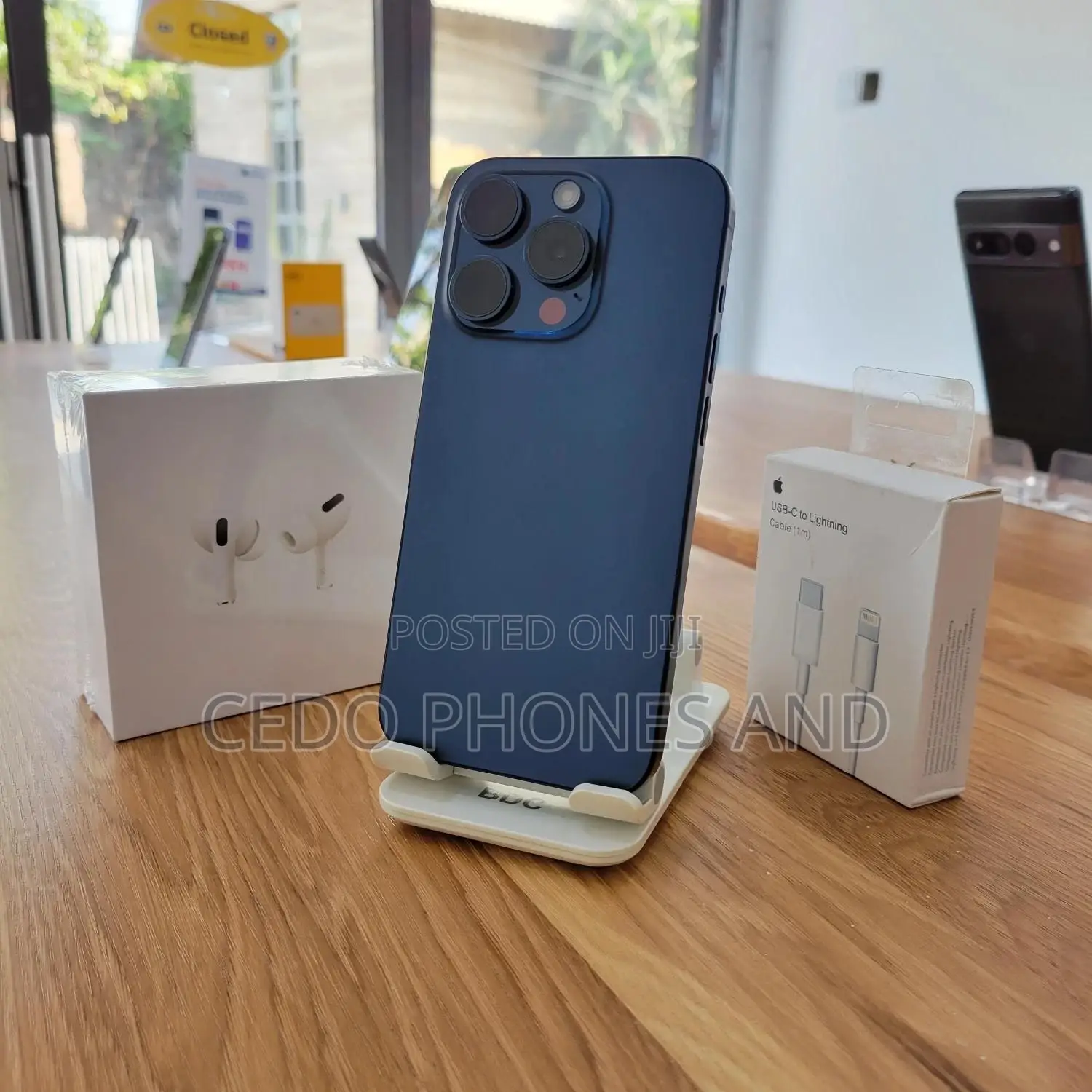Apple iPhone 15 Pro 128 GB Blue