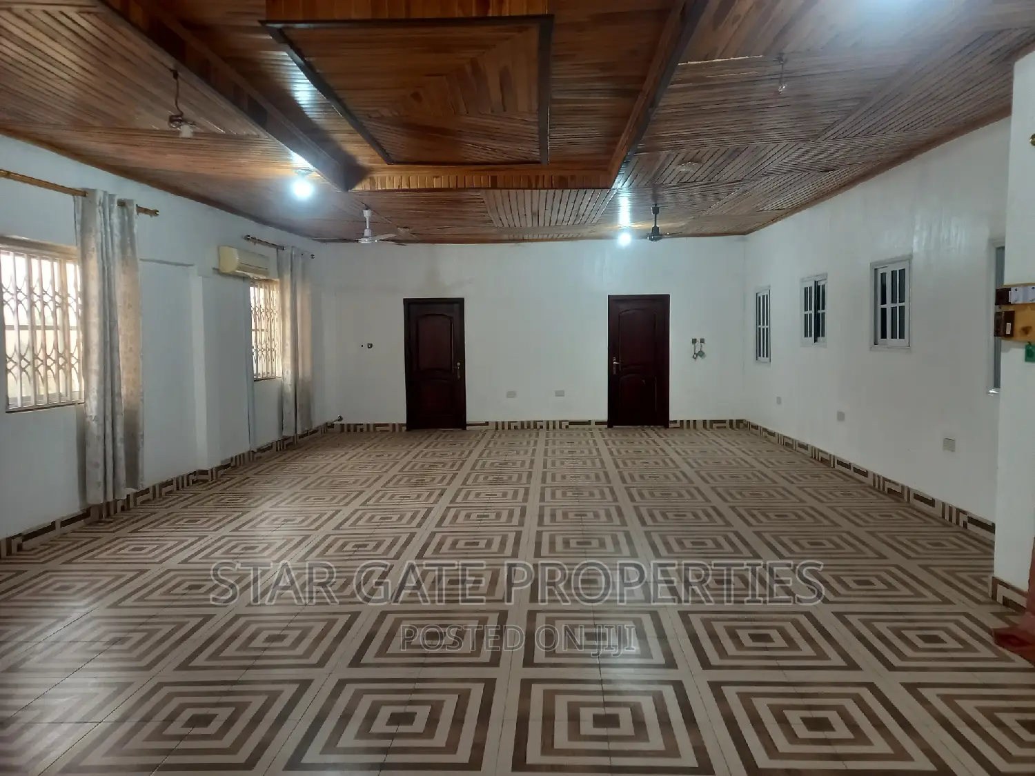 Hotel For Sale ( Kumasi)