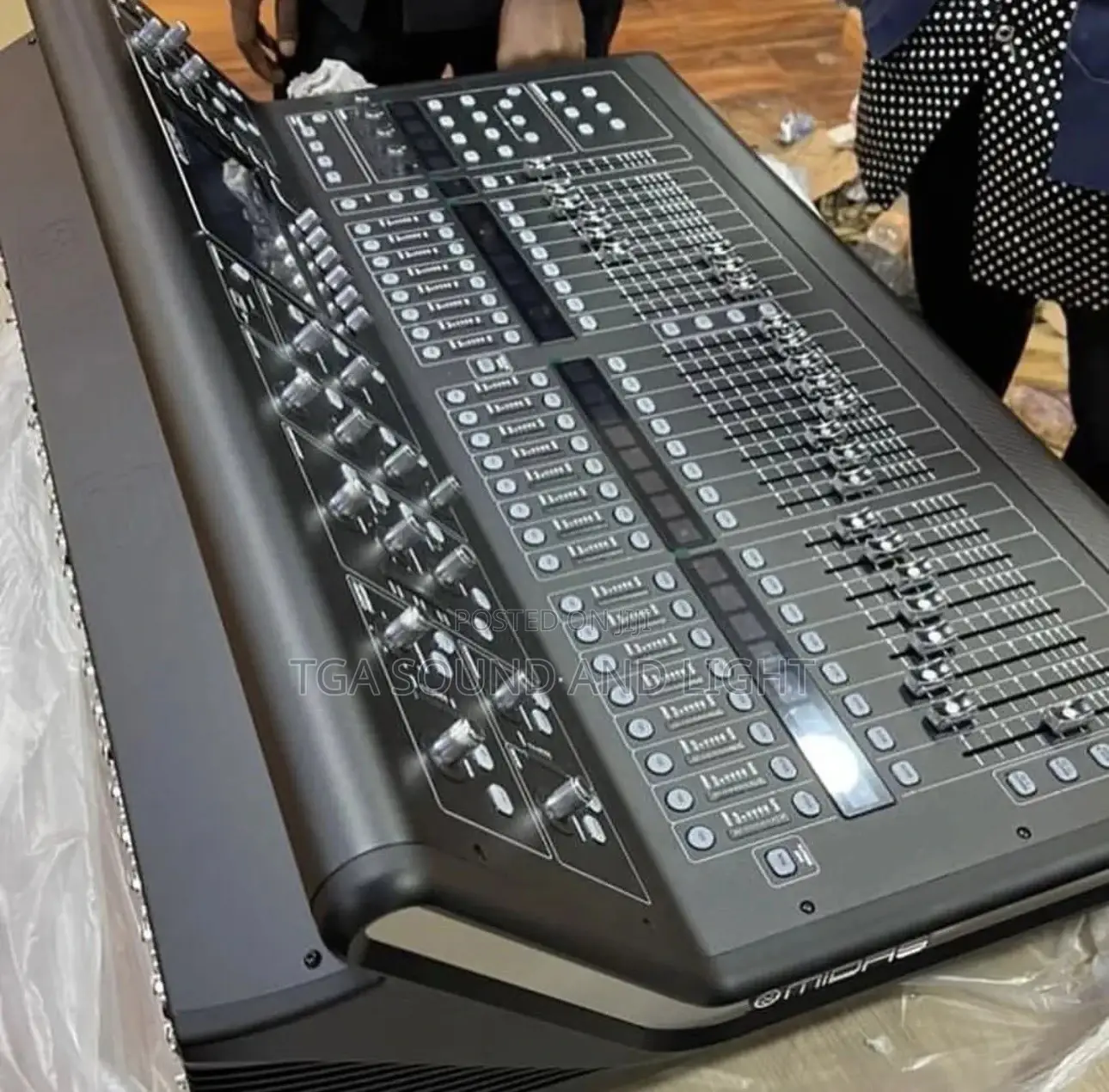 Midas 40 Channels Live Digital Mixer - (M32)