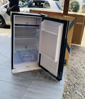 Low Cost Pearl PF-109 Single Door Refrigerator(Black).