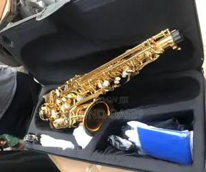 Yamaha Alto Saxophone (Gold)