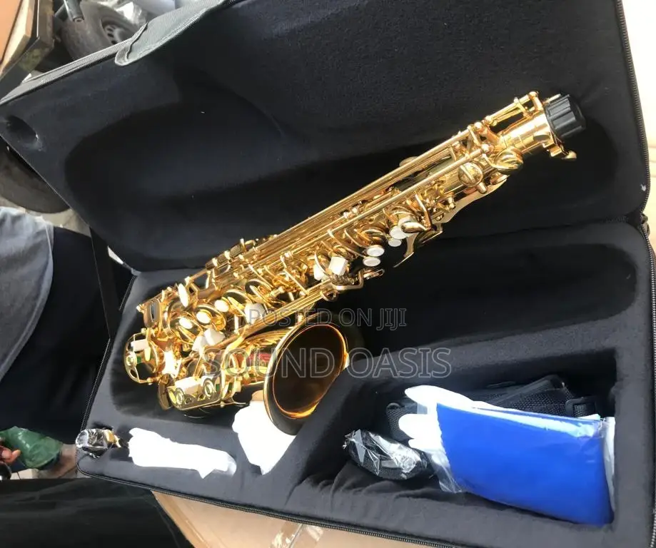 Yamaha Alto Saxophone (Gold)