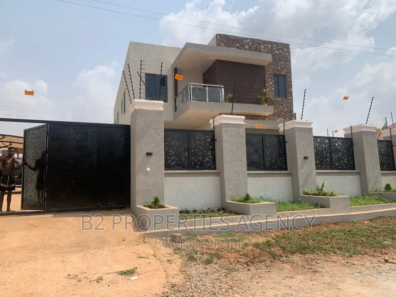 Furnished 4bdrm Duplex in B2 Properties Agency, Kumasi Metropolitan