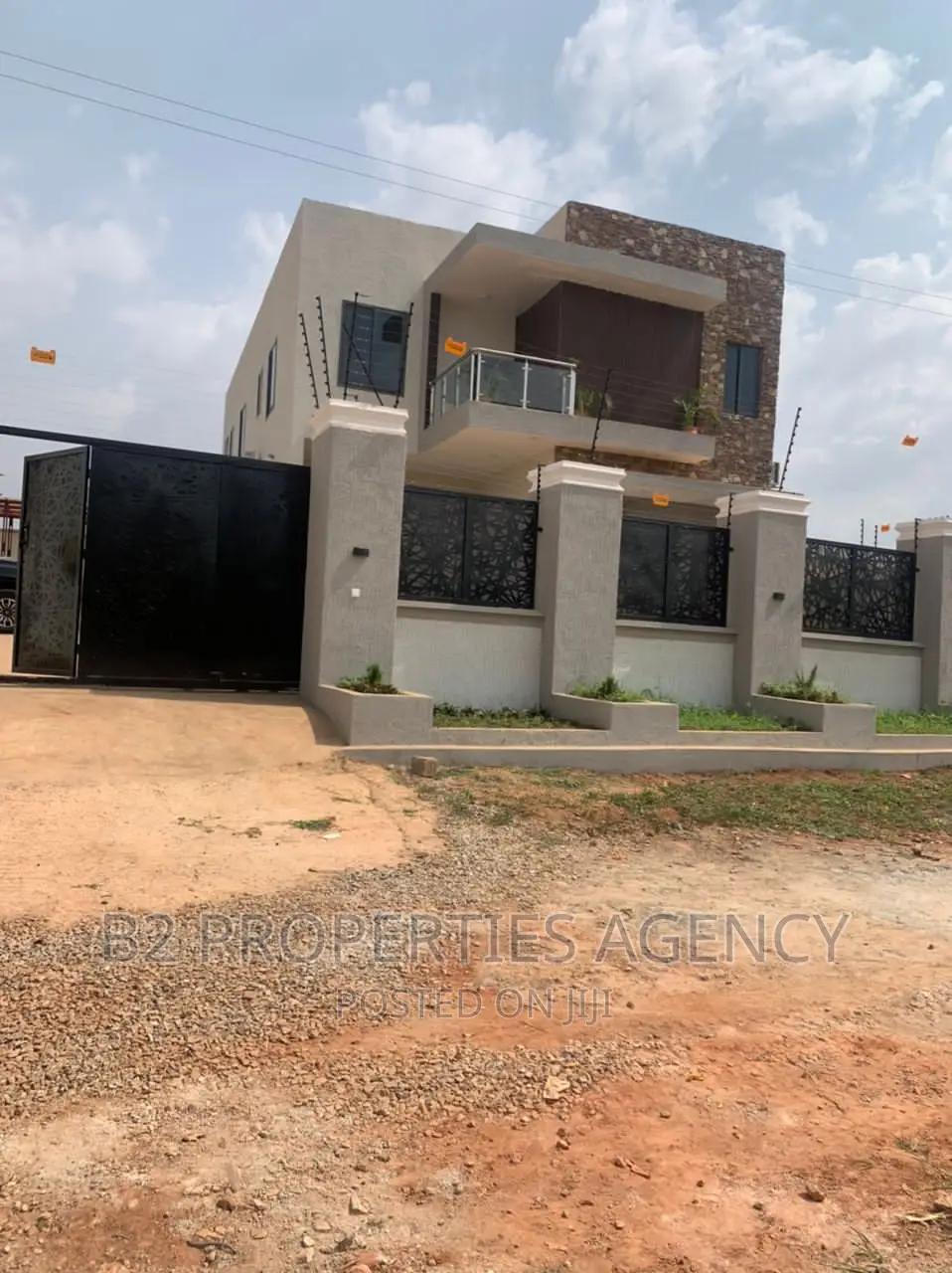 Furnished 4bdrm Duplex in B2 Properties Agency, Kumasi Metropolitan