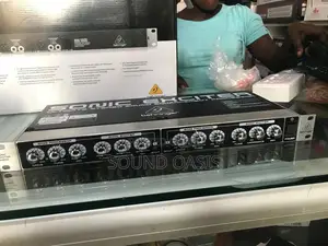 Behringer SX3040 2-Channel Sound Enhancement Processo R