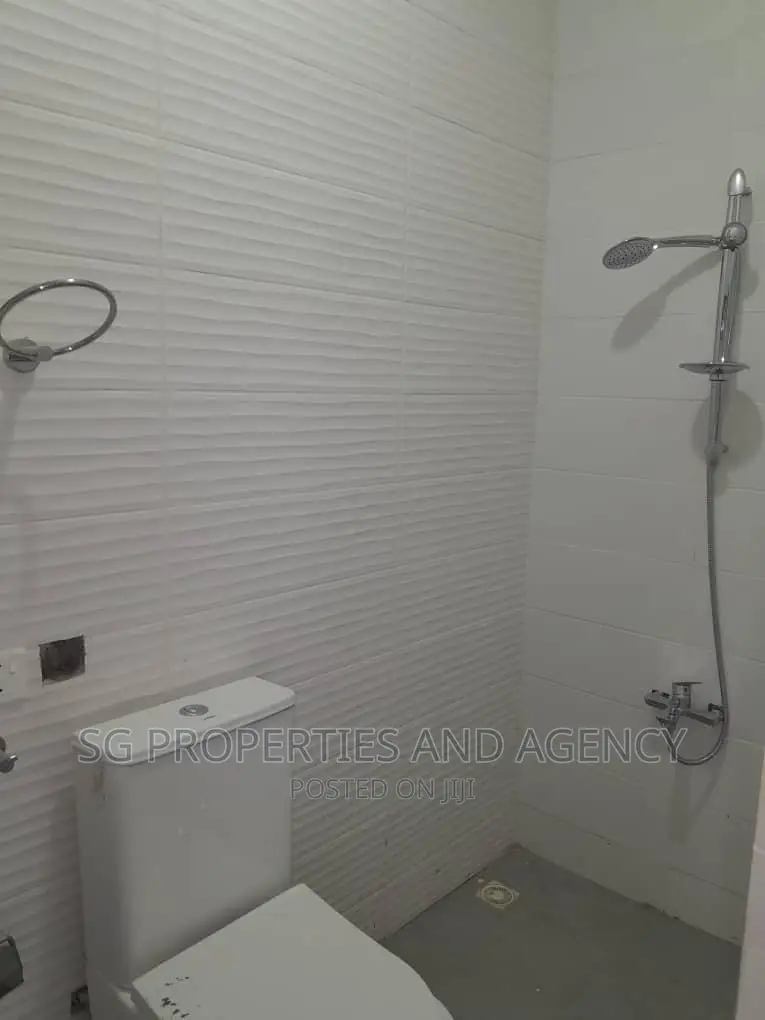 2bdrm Apartment in Spintex for rent