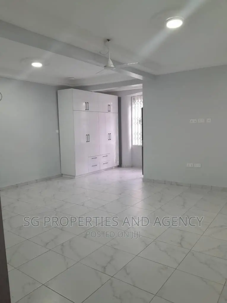 2bdrm Apartment in Spintex for rent