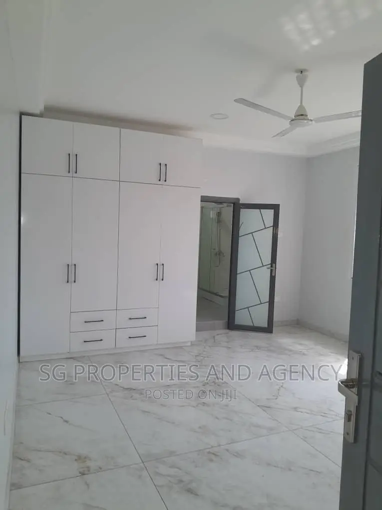 2bdrm Apartment in Spintex for rent