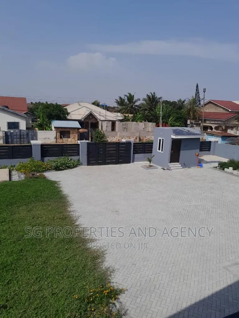 2bdrm Apartment in Spintex for rent