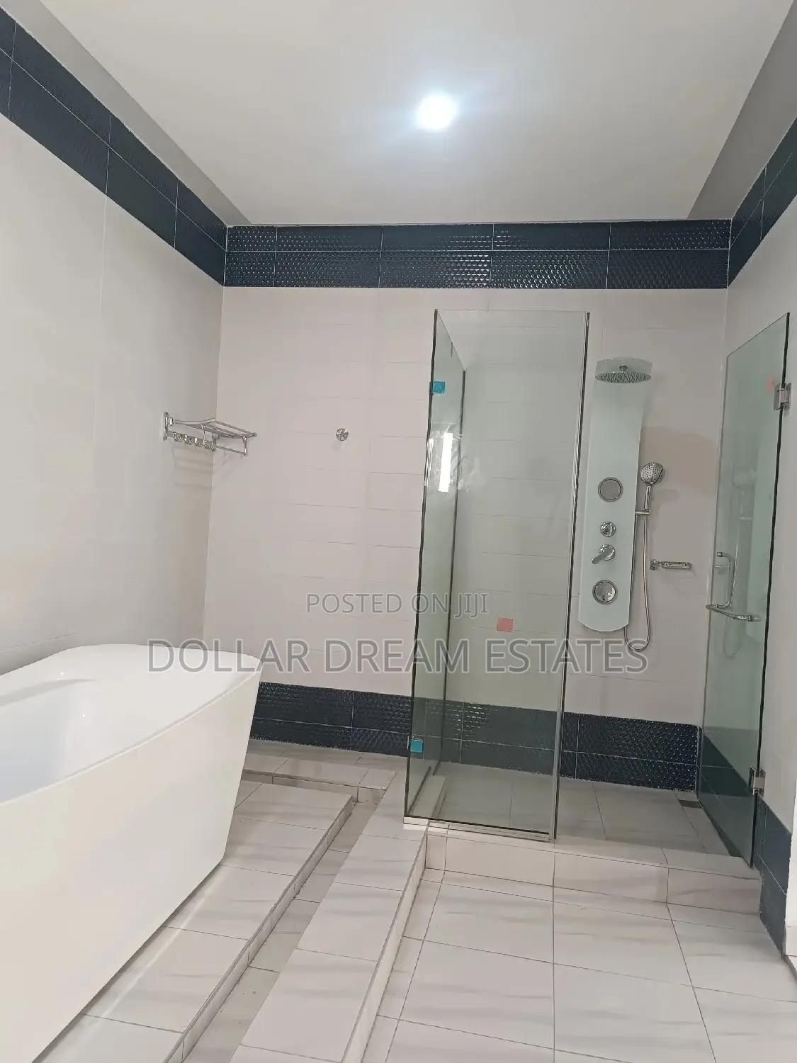 4bdrm House in East Legon for sale
