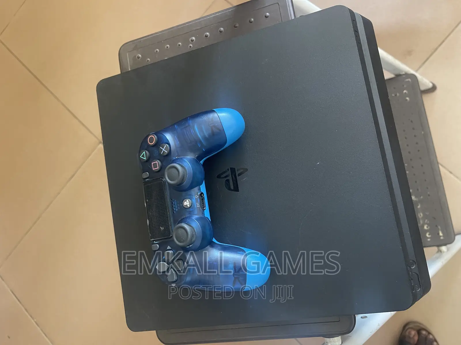 Playstation 4 Slim