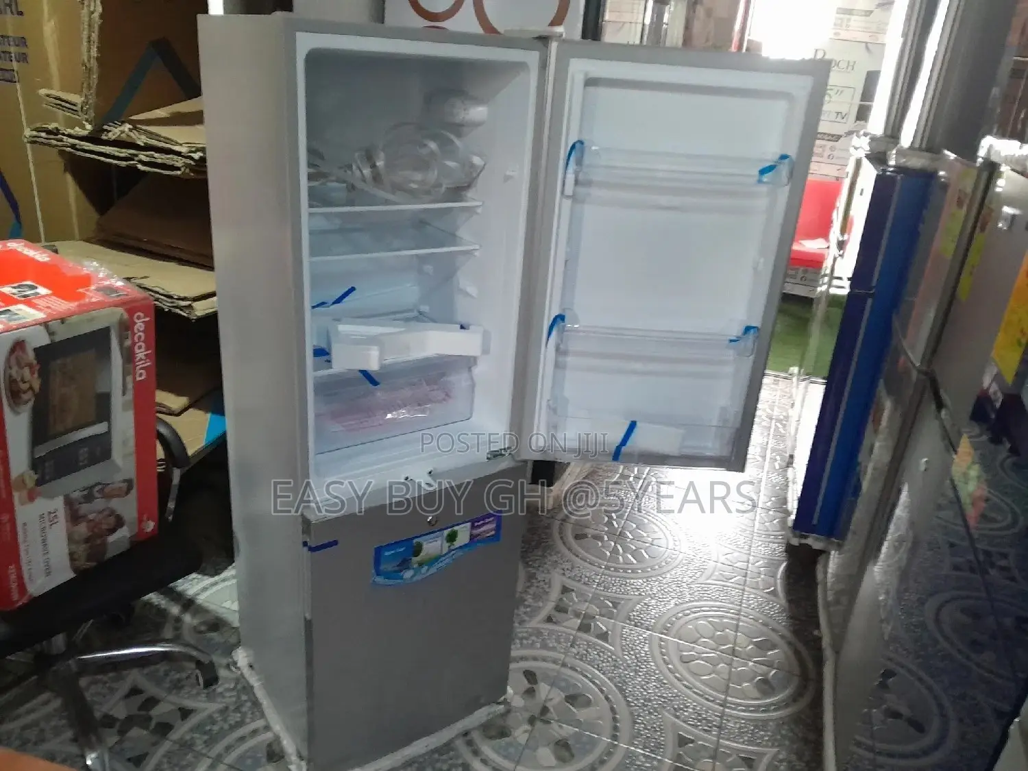 Westpool Fridge 2door Fridge Top Fridge + Freezer MD- Fridg