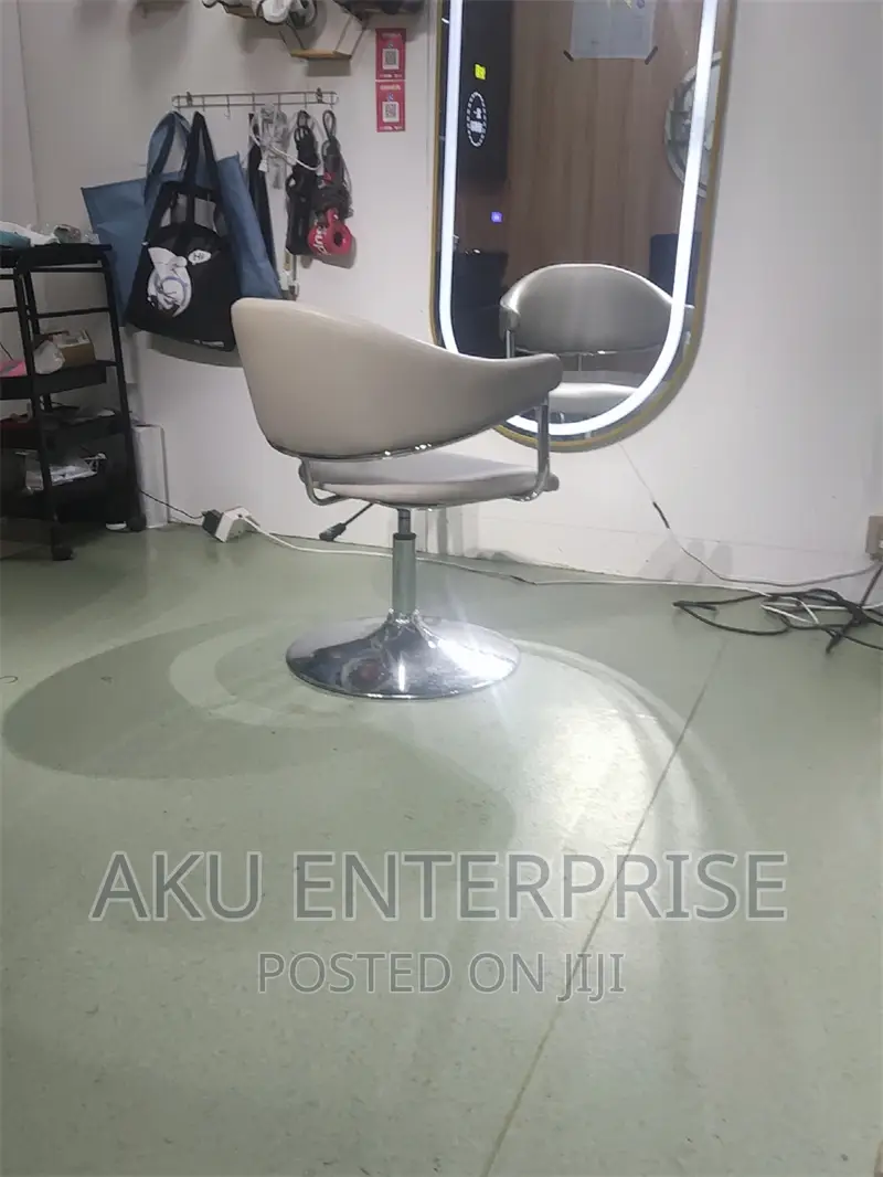 Saloon Lounge Manicure Pedicure Esthetician Barber Chair