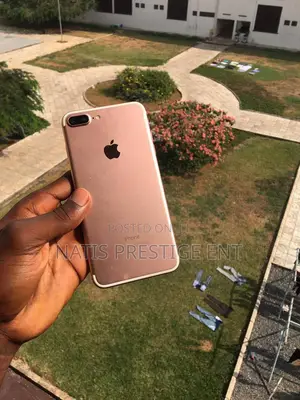 Apple iPhone 7 Plus 128 GB Gold