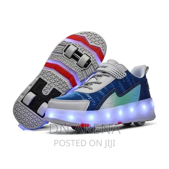 Skating Shoes With Roller Wheels and Custom LED Light 00