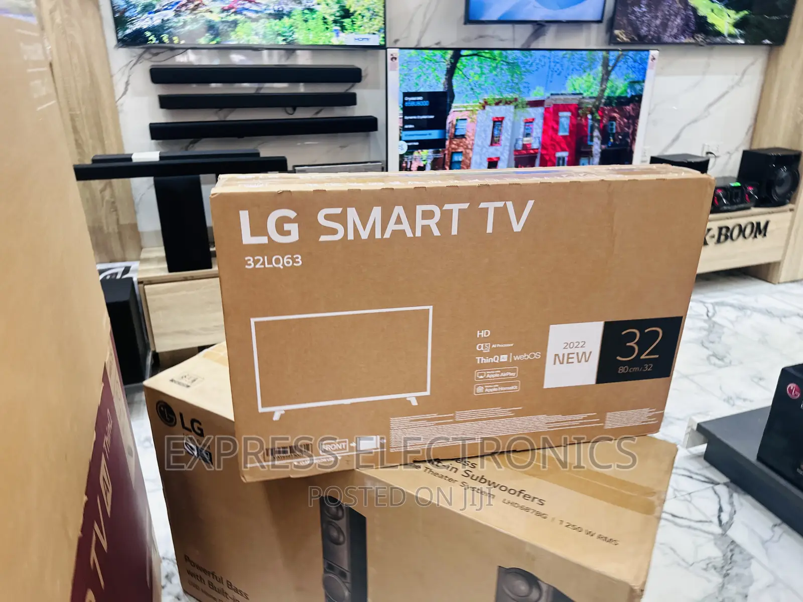 LM630 32”FHD Smart Glossy Black Slim LG Tv