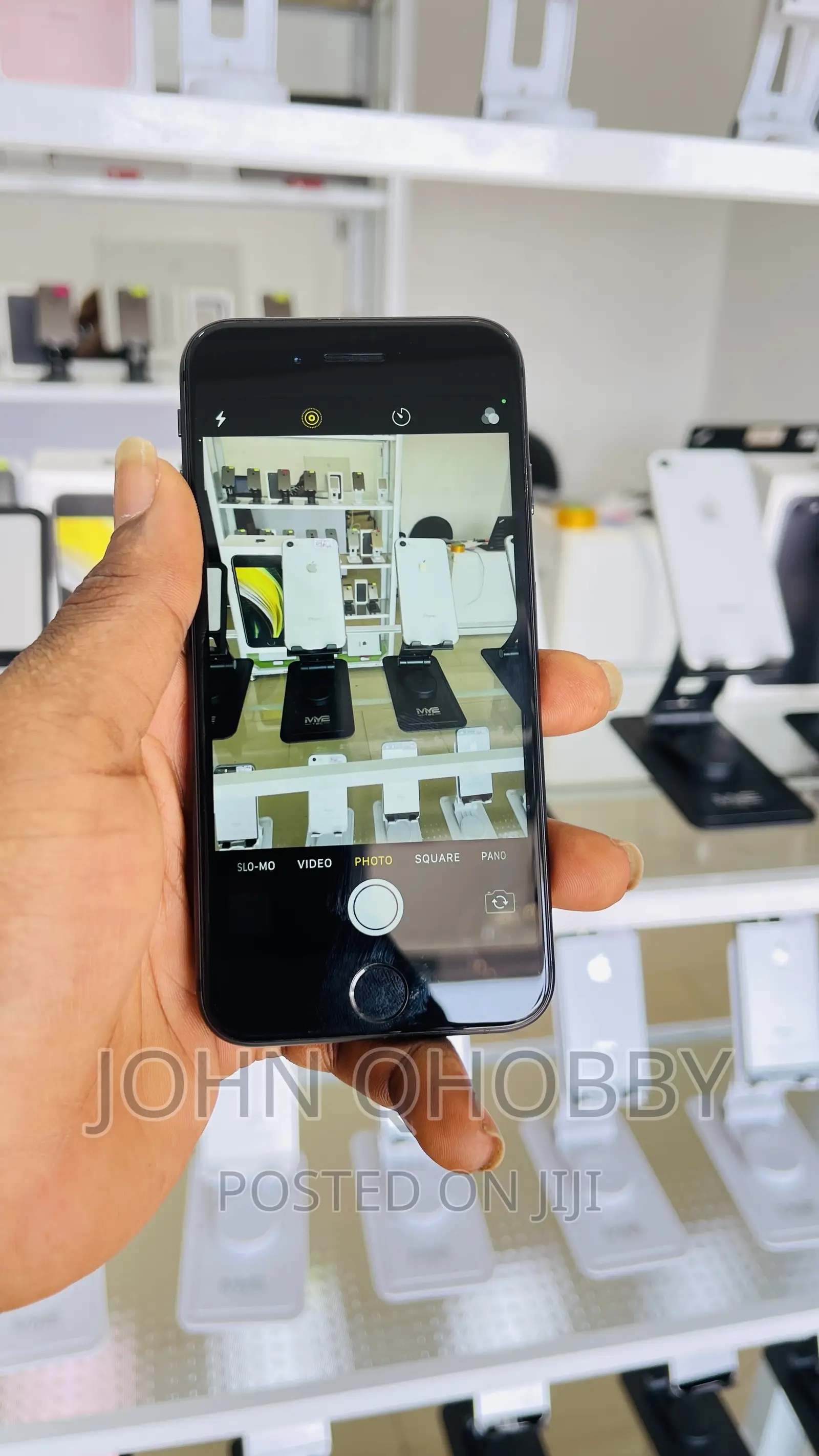 New Apple iPhone 8 64 GB Black