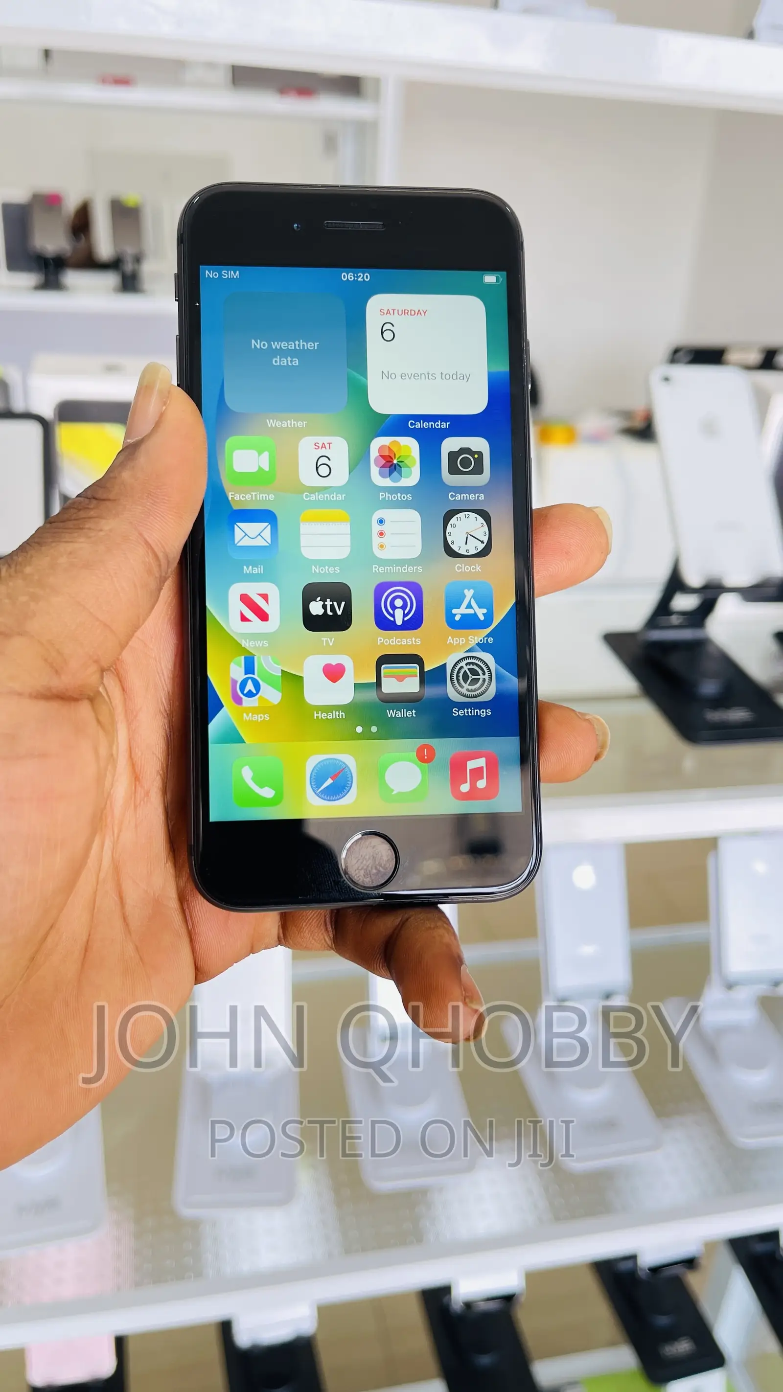 New Apple iPhone 8 64 GB Black