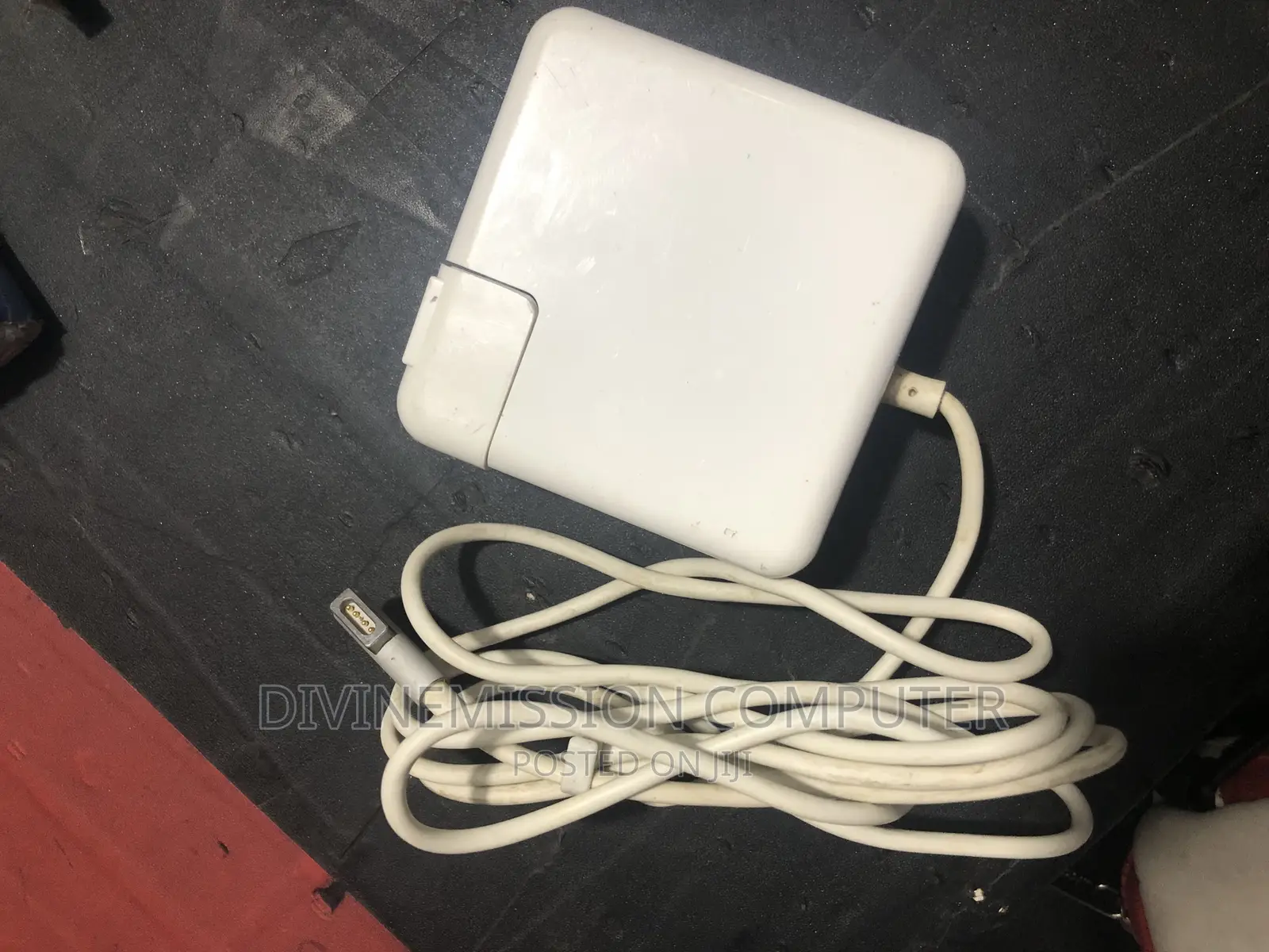UK Used Mack Book Air and Pro Charger