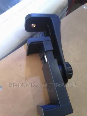 Phone Holder on Tripod With Adjustable Handle