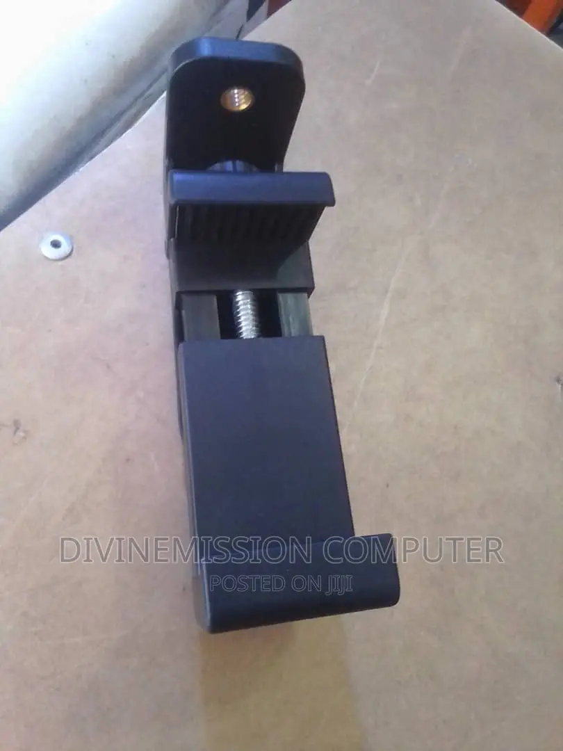 Phone Holder on Tripod With Adjustable Handle