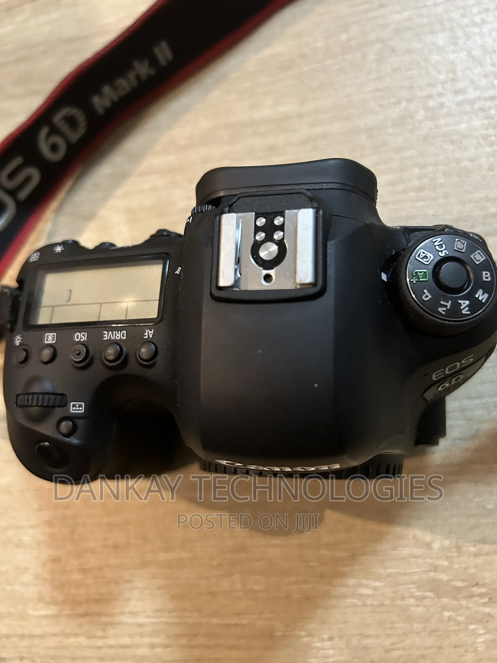 Canon 6d Mark Ii Body With Battery And Charger