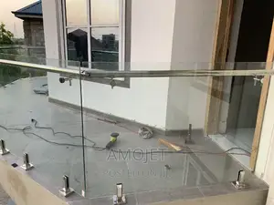 Frameless /Structure Glass Balustrade