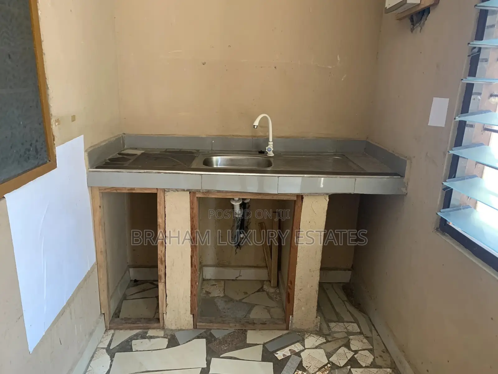 1bdrm Apartment in Maritime Area, Nungua for rent