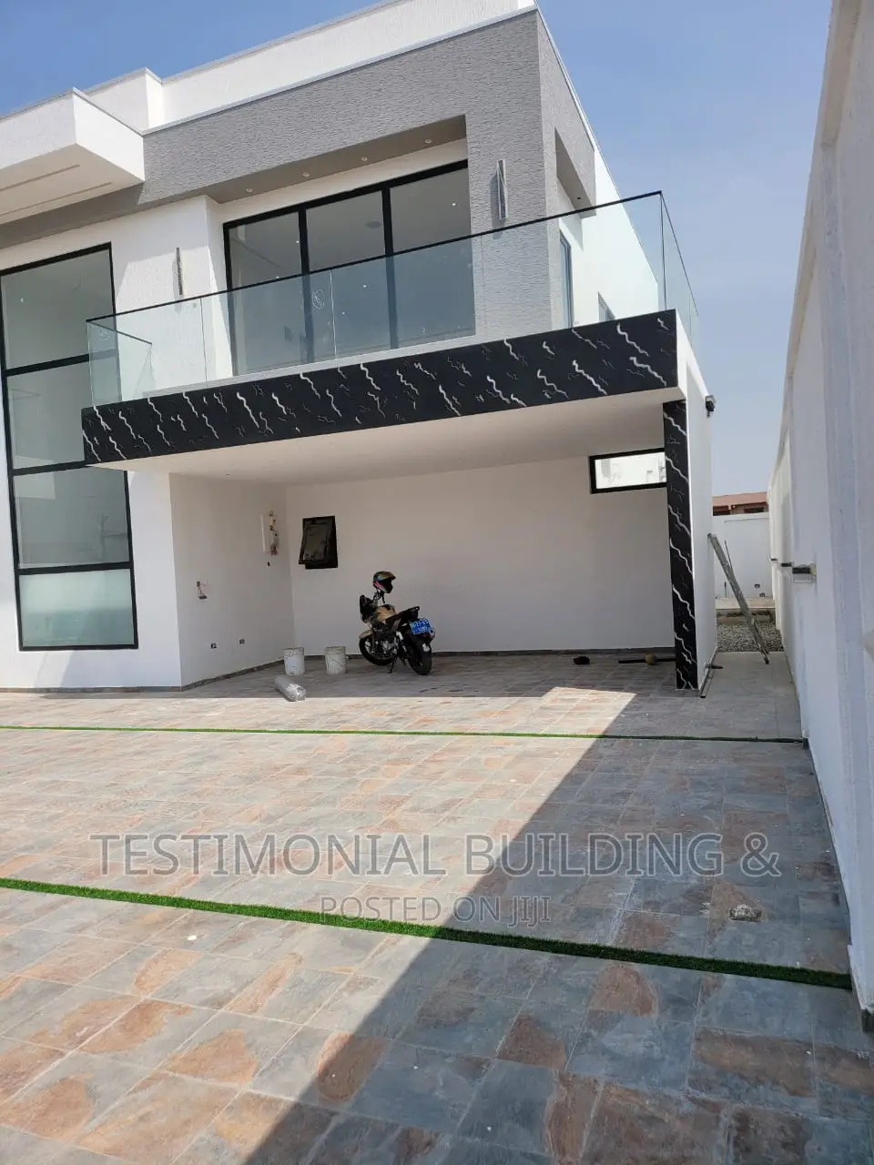 5bdrm House in Testimonial Building, East Legon for sale